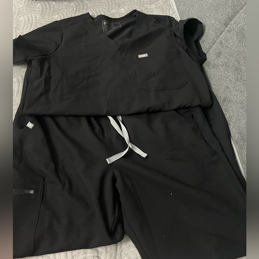 Figs scrubs